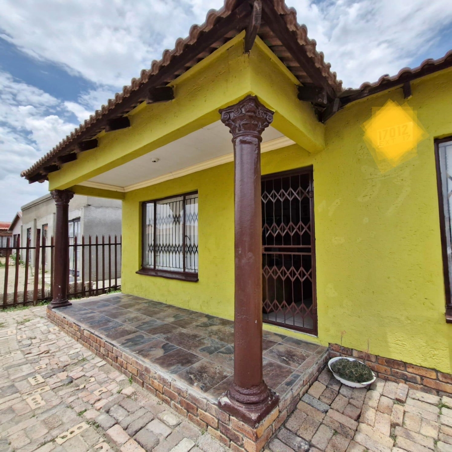 3 Bedroom Property for Sale in Embalenhle Mpumalanga