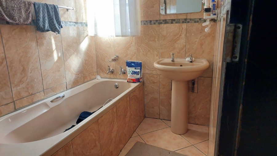 3 Bedroom Property for Sale in Thistle Grove Mpumalanga