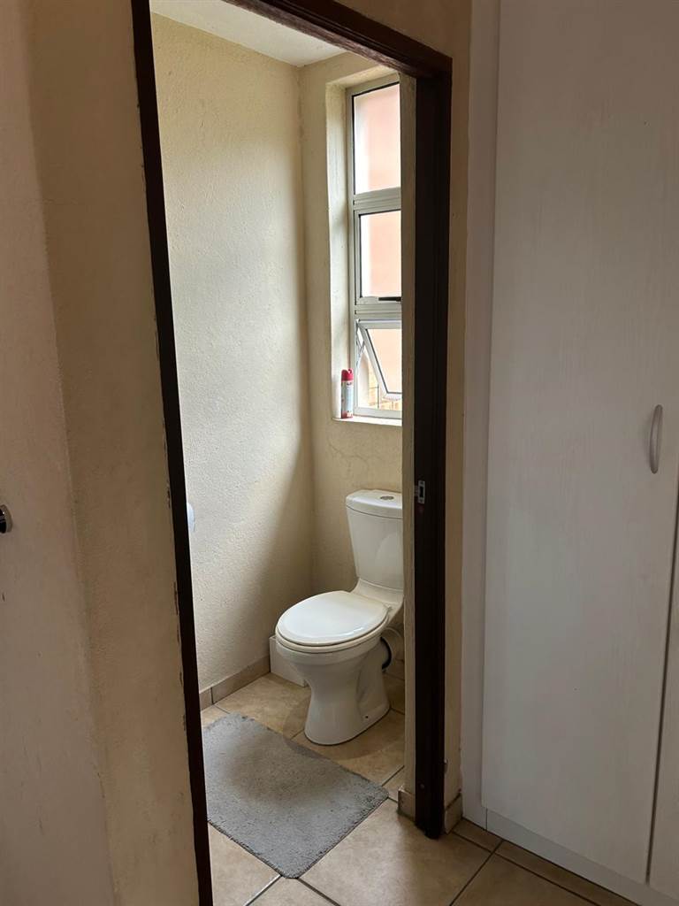 1 Bedroom Property for Sale in West Acres Mpumalanga