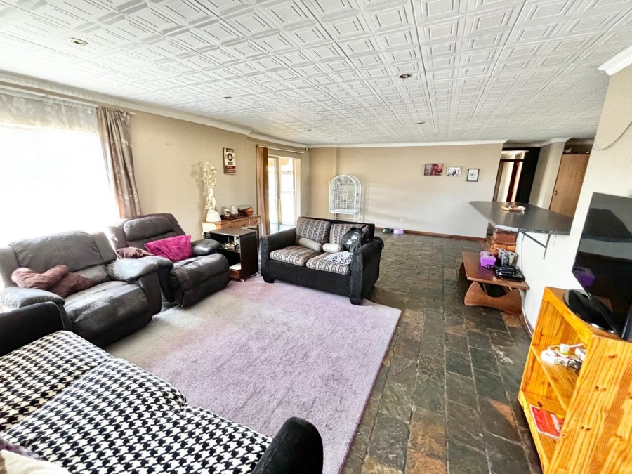 3 Bedroom Property for Sale in Secunda Mpumalanga