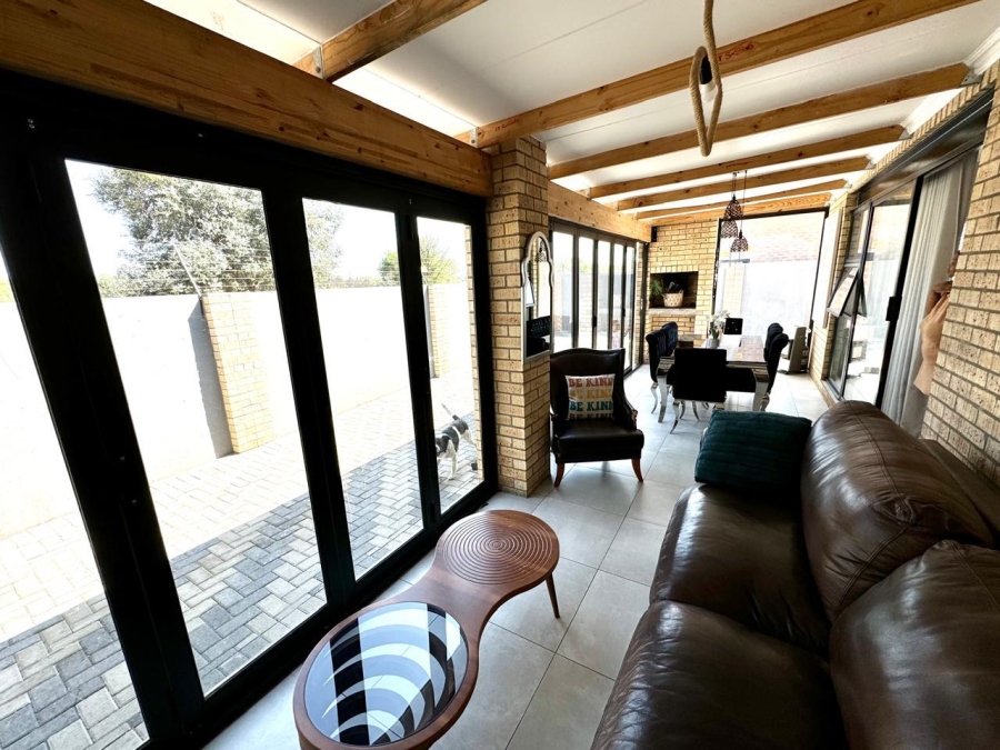 4 Bedroom Property for Sale in Suidheuwel Mpumalanga