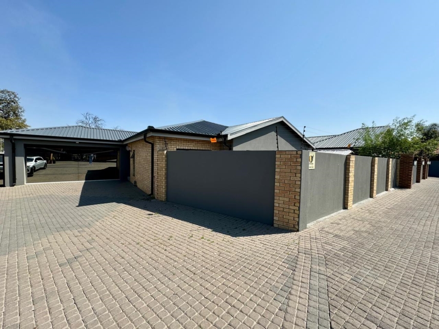 4 Bedroom Property for Sale in Suidheuwel Mpumalanga
