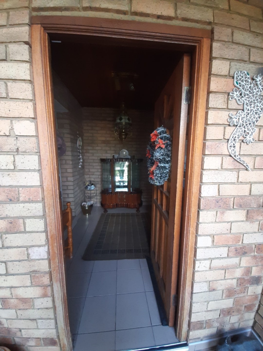 4 Bedroom Property for Sale in Model Park Mpumalanga