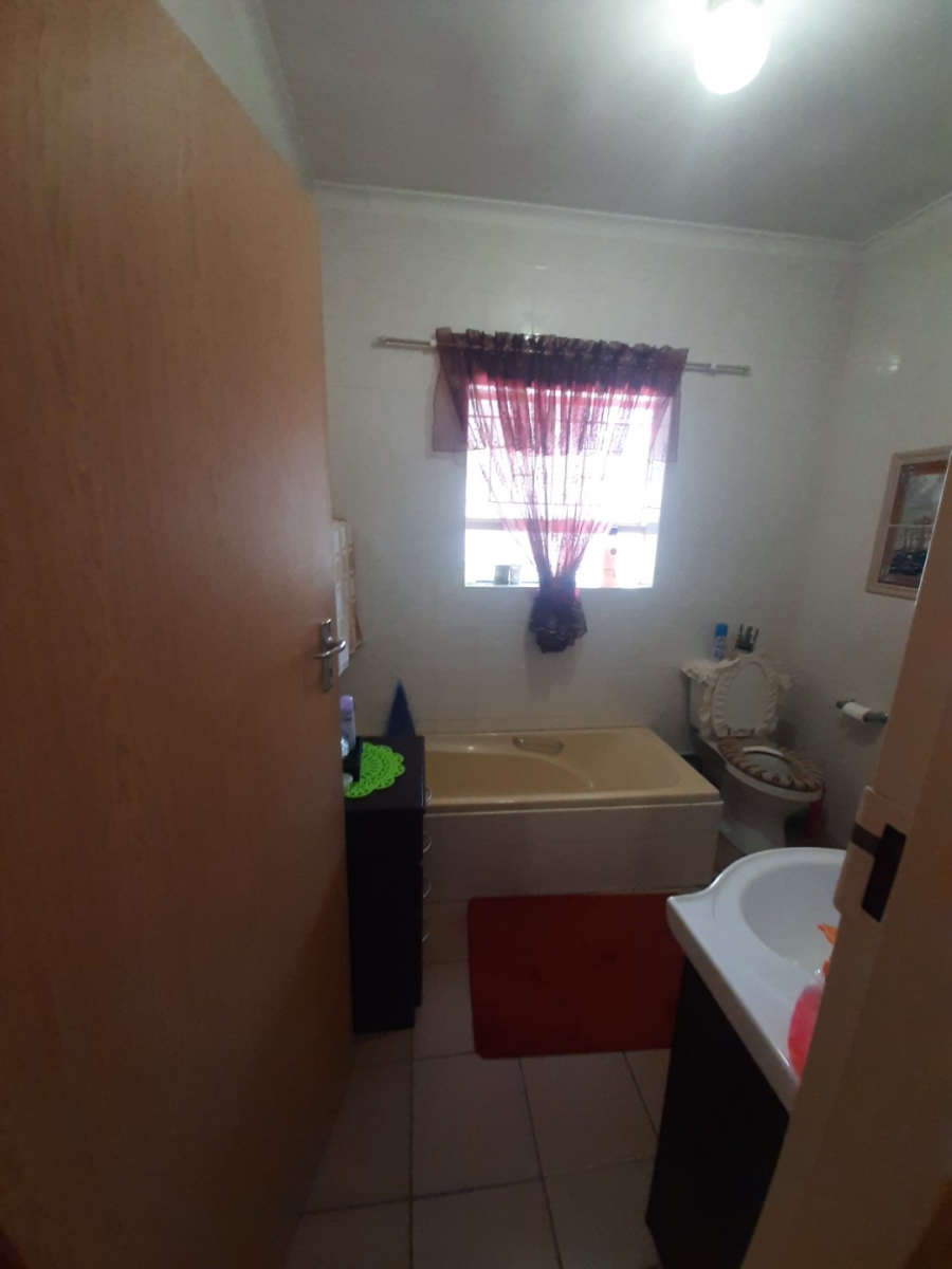 4 Bedroom Property for Sale in Model Park Mpumalanga