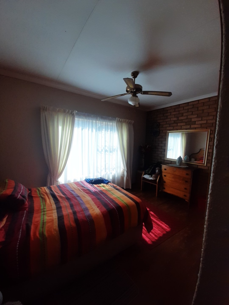 4 Bedroom Property for Sale in Model Park Mpumalanga