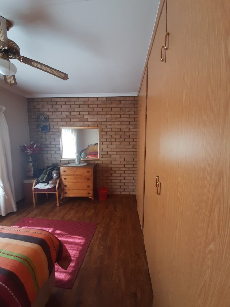 4 Bedroom Property for Sale in Model Park Mpumalanga