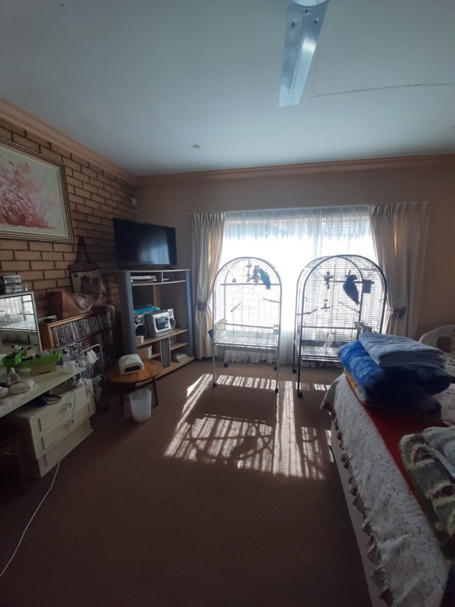 4 Bedroom Property for Sale in Model Park Mpumalanga