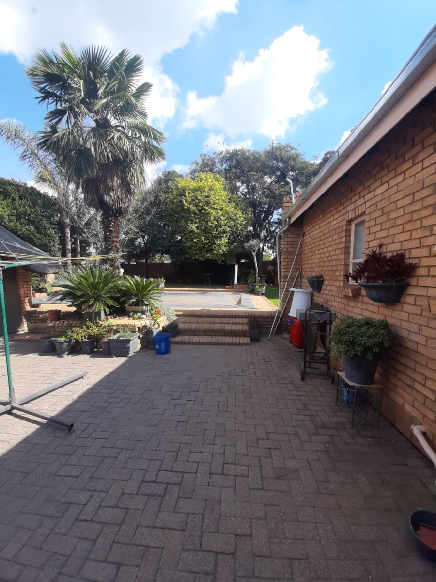 4 Bedroom Property for Sale in Model Park Mpumalanga