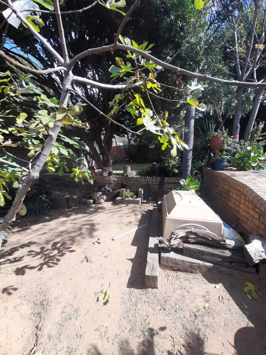 4 Bedroom Property for Sale in Model Park Mpumalanga