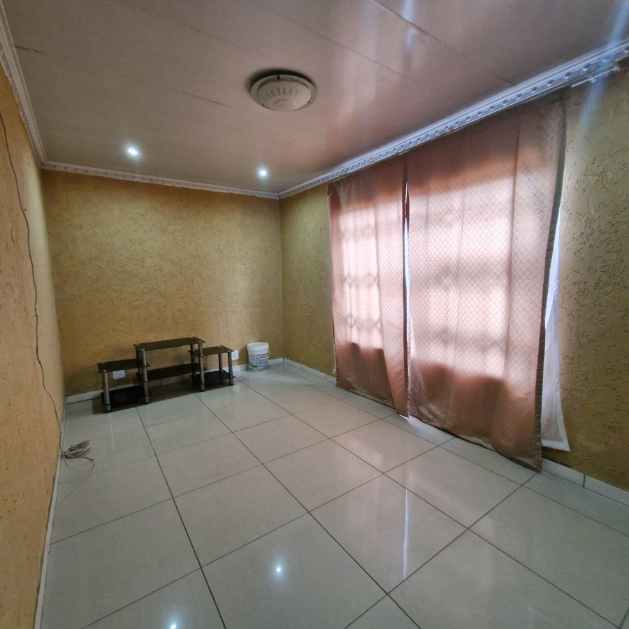 3 Bedroom Property for Sale in Embalenhle Mpumalanga