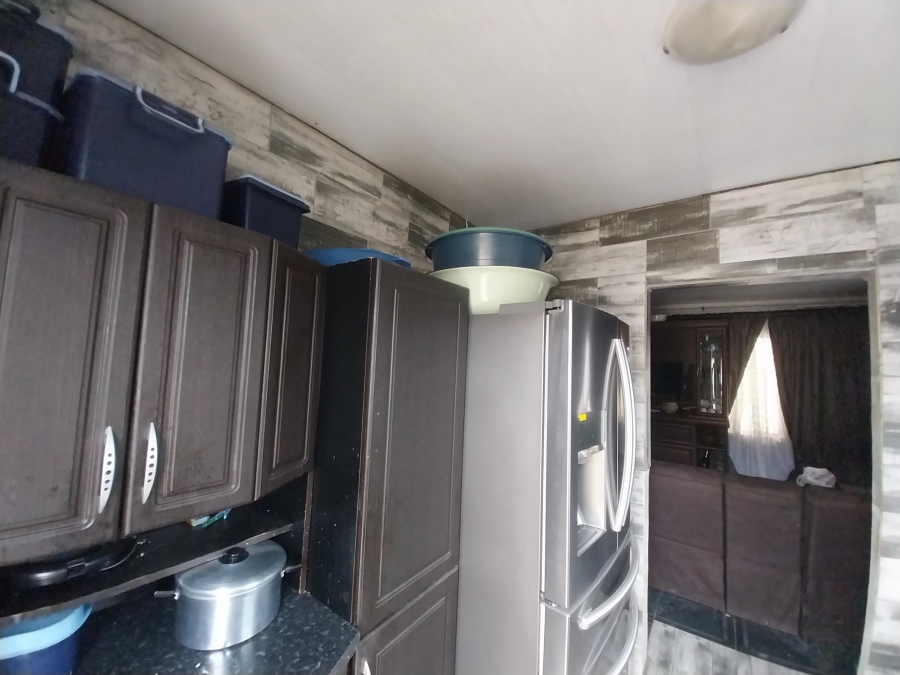 2 Bedroom Property for Sale in Embalenhle Mpumalanga