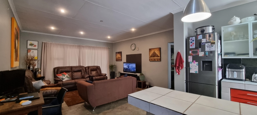2 Bedroom Property for Sale in Nelspruit Ext 2 Mpumalanga