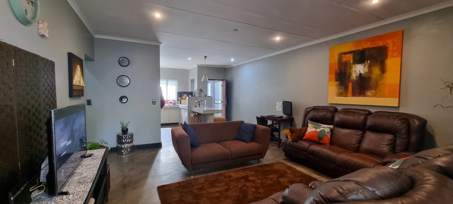 2 Bedroom Property for Sale in Nelspruit Ext 2 Mpumalanga