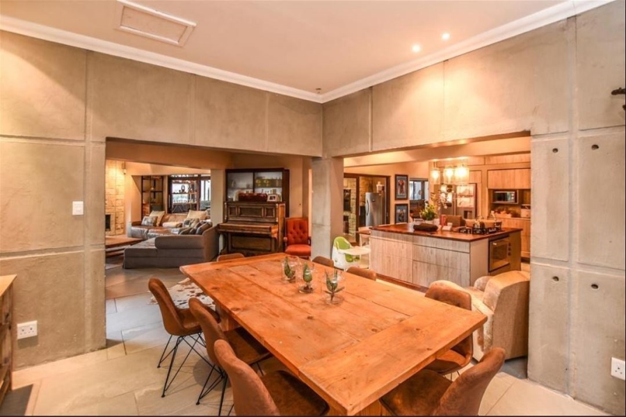5 Bedroom Property for Sale in Nelspruit Ext 13 Mpumalanga