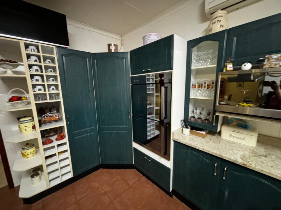 7 Bedroom Property for Sale in Trichardt Mpumalanga
