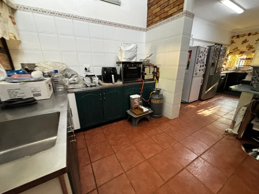 7 Bedroom Property for Sale in Trichardt Mpumalanga