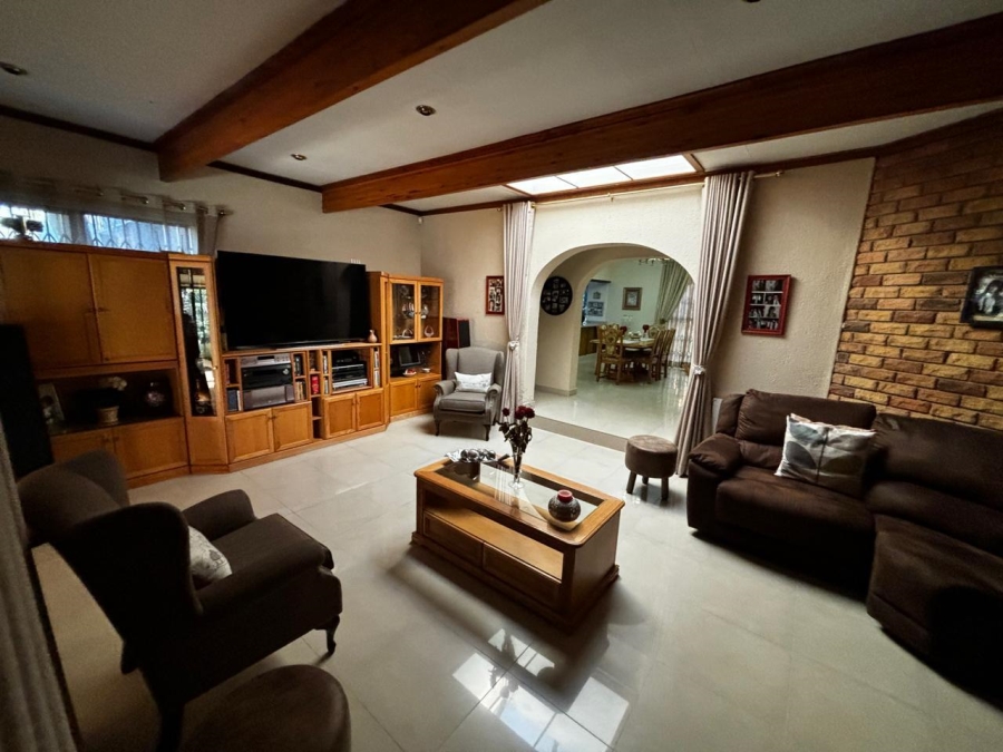 7 Bedroom Property for Sale in Trichardt Mpumalanga