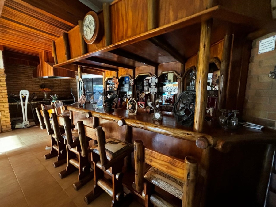 7 Bedroom Property for Sale in Trichardt Mpumalanga