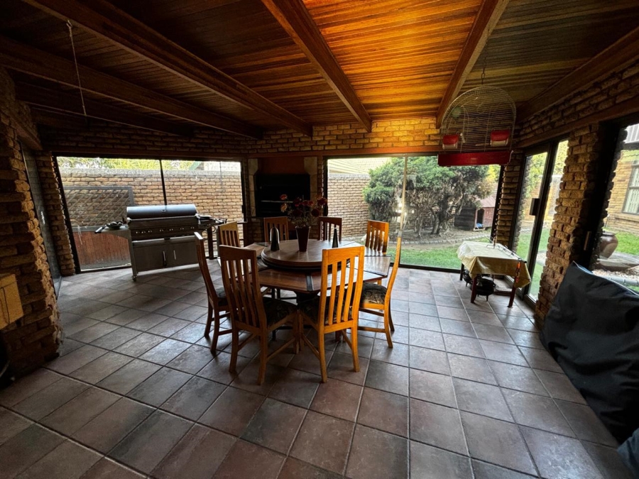 7 Bedroom Property for Sale in Trichardt Mpumalanga