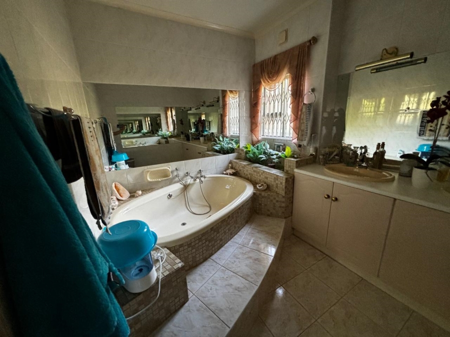 7 Bedroom Property for Sale in Trichardt Mpumalanga