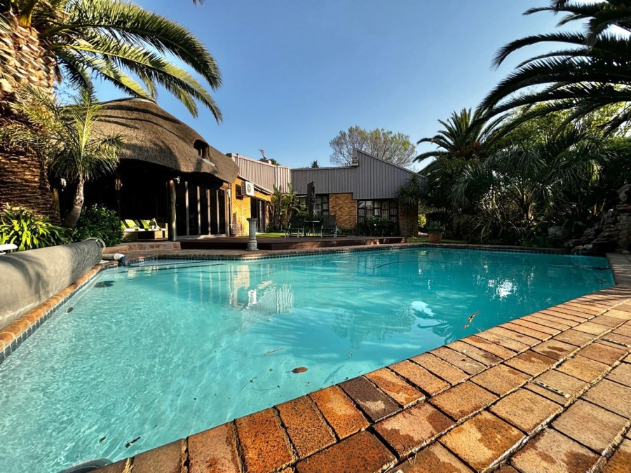 7 Bedroom Property for Sale in Trichardt Mpumalanga