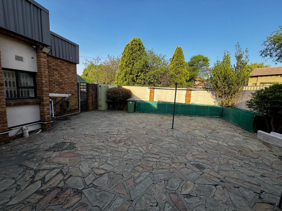 7 Bedroom Property for Sale in Trichardt Mpumalanga