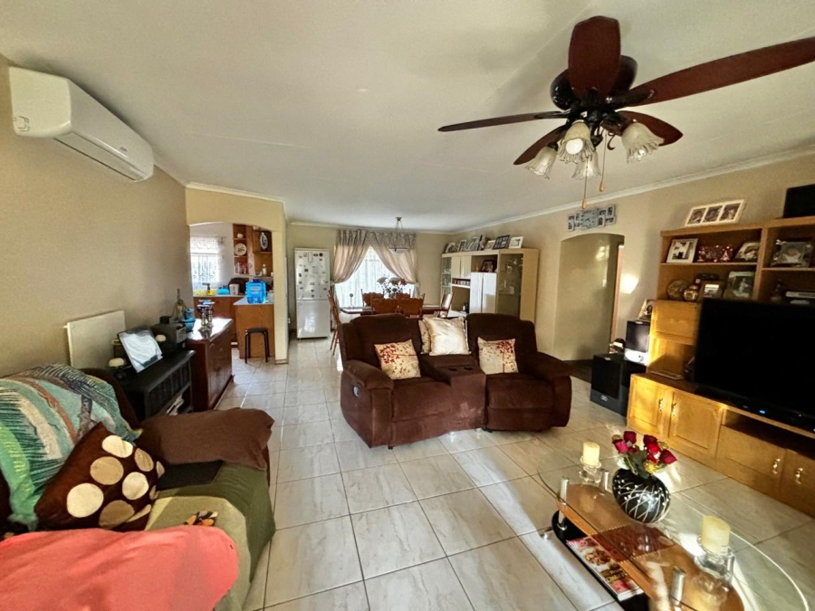 7 Bedroom Property for Sale in Trichardt Mpumalanga