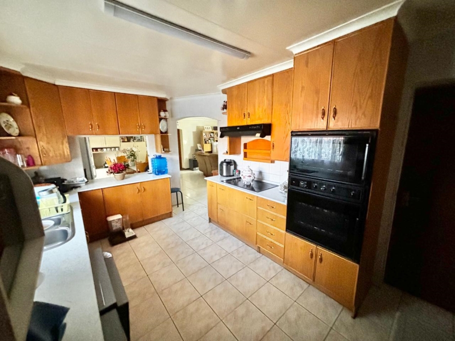 7 Bedroom Property for Sale in Trichardt Mpumalanga