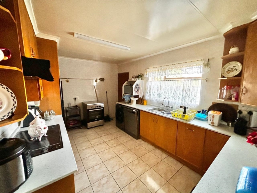 7 Bedroom Property for Sale in Trichardt Mpumalanga