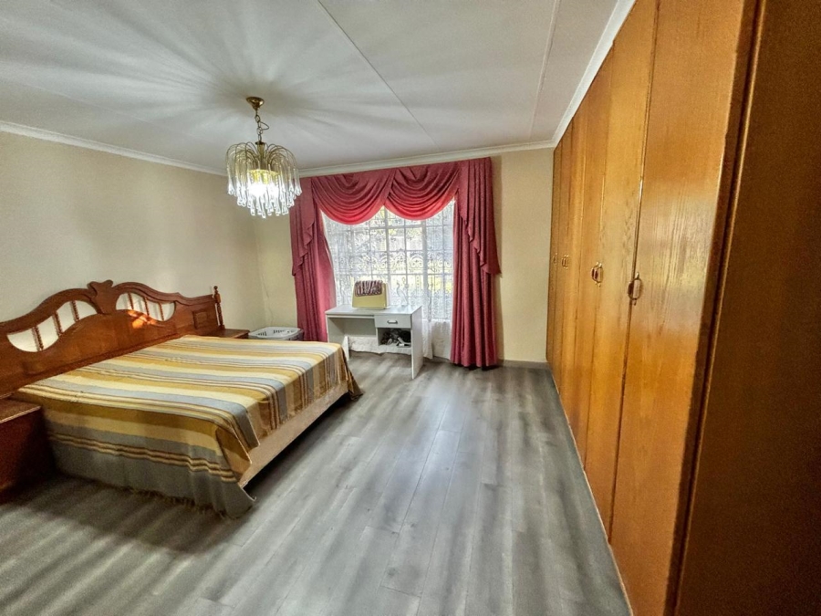 7 Bedroom Property for Sale in Trichardt Mpumalanga