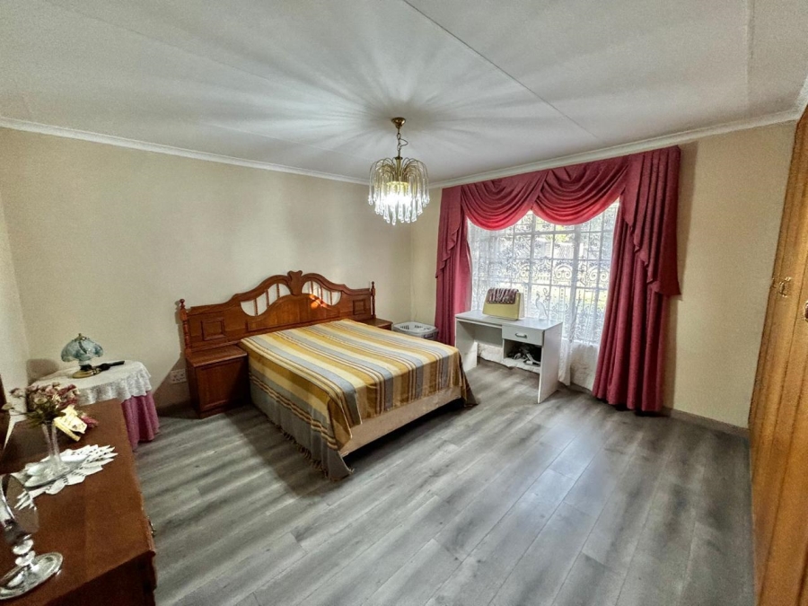 7 Bedroom Property for Sale in Trichardt Mpumalanga