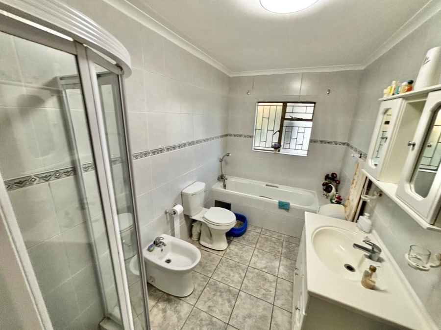 7 Bedroom Property for Sale in Trichardt Mpumalanga