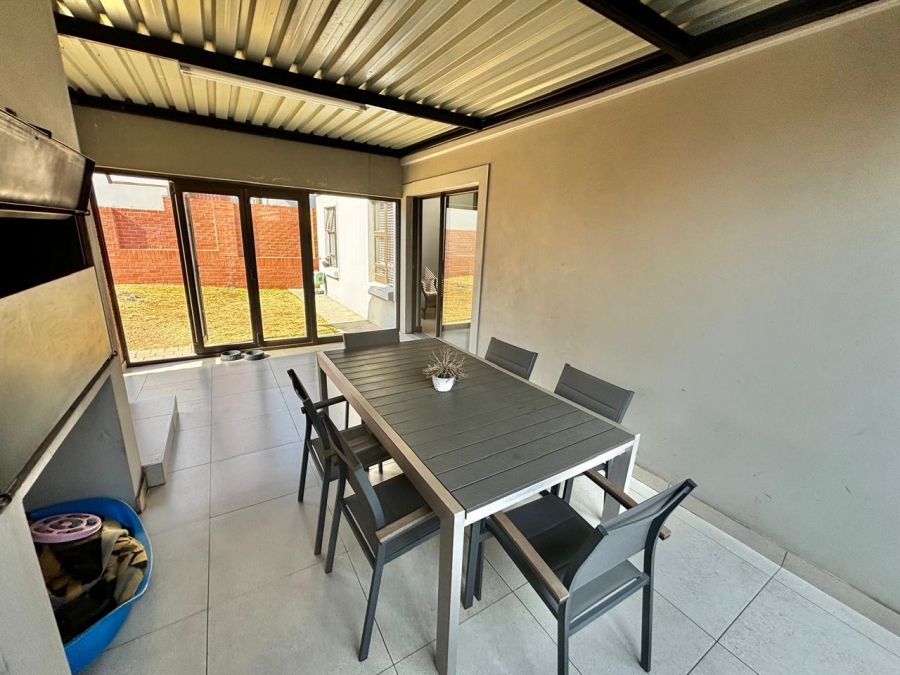 3 Bedroom Property for Sale in Terra Nova Mpumalanga