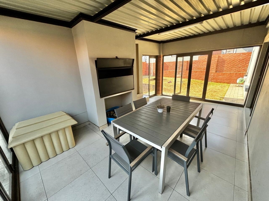 3 Bedroom Property for Sale in Terra Nova Mpumalanga