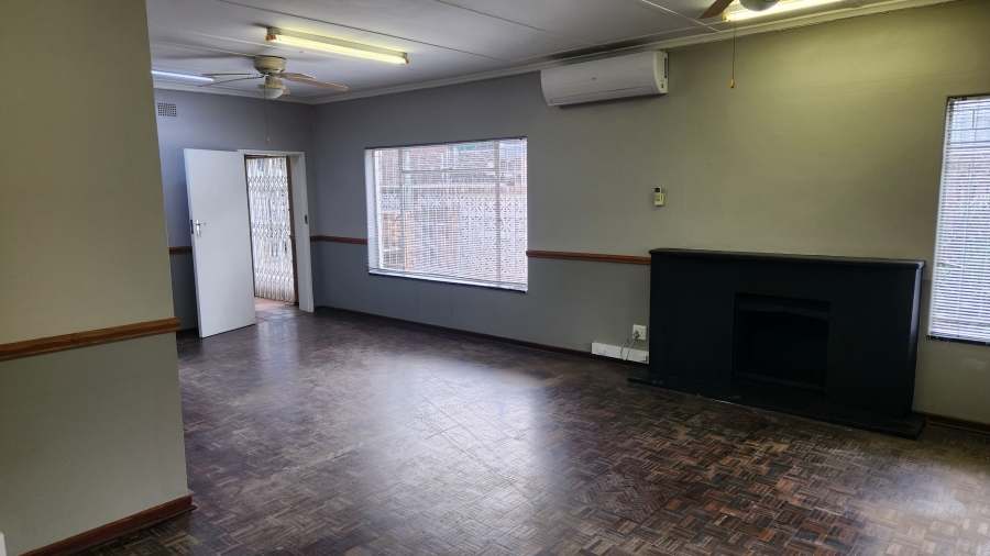To Let Commercial Property for Rent in White River Mpumalanga