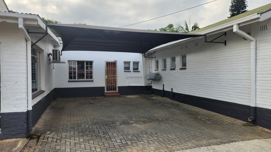 To Let Commercial Property for Rent in White River Mpumalanga