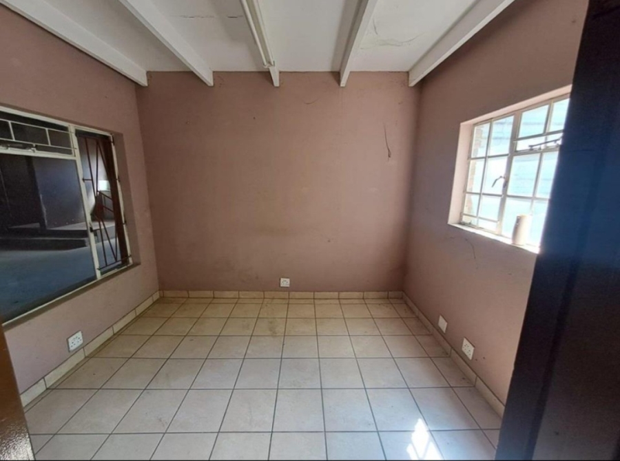 To Let commercial Property for Rent in Vintonia Mpumalanga
