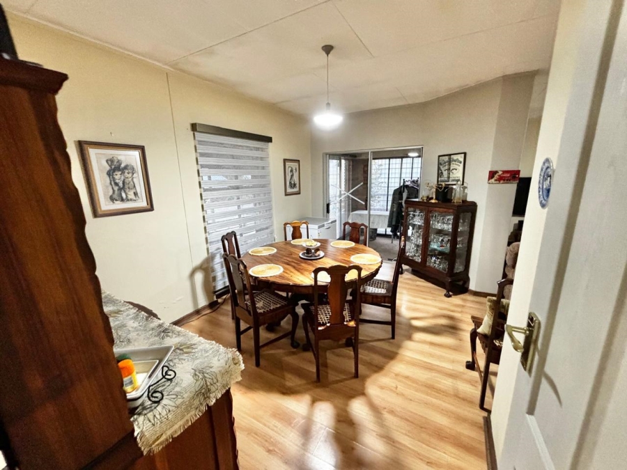 5 Bedroom Property for Sale in Secunda Mpumalanga