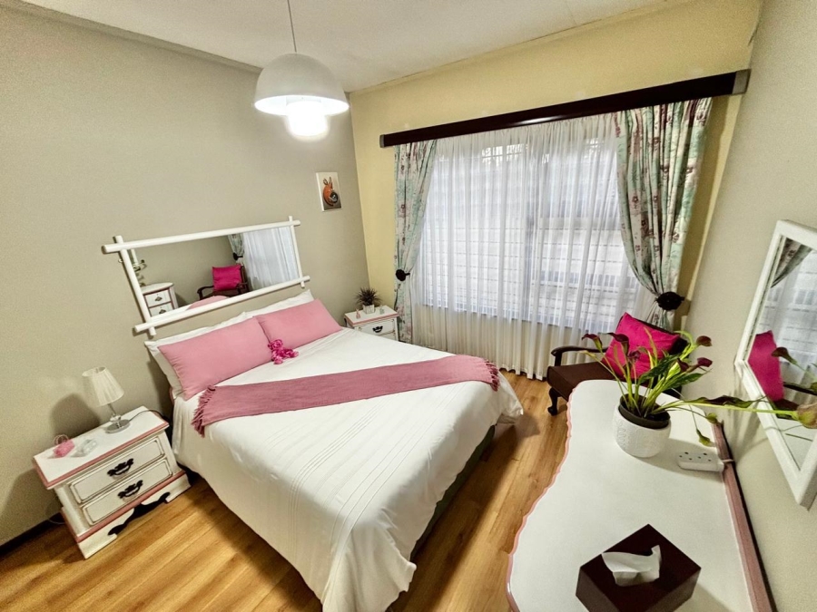 5 Bedroom Property for Sale in Secunda Mpumalanga