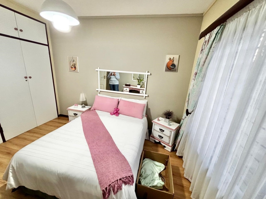5 Bedroom Property for Sale in Secunda Mpumalanga