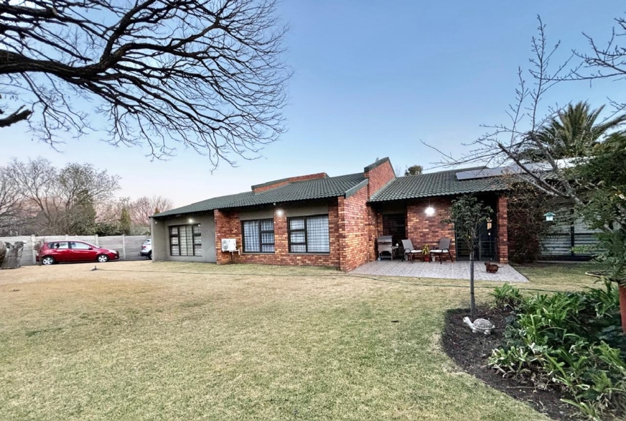 5 Bedroom Property for Sale in Secunda Mpumalanga