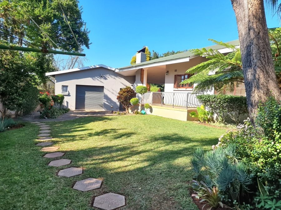 8 Bedroom Property for Sale in White River Ext 9 Mpumalanga
