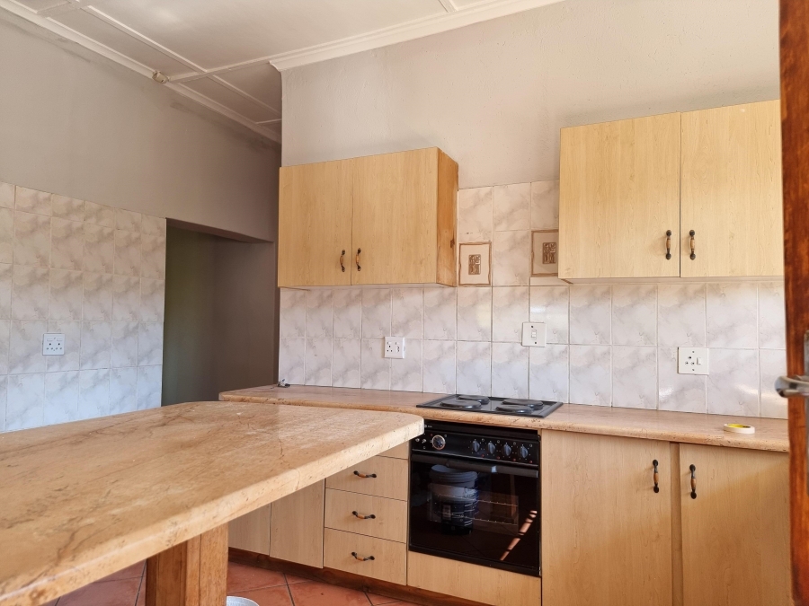 8 Bedroom Property for Sale in White River Ext 9 Mpumalanga