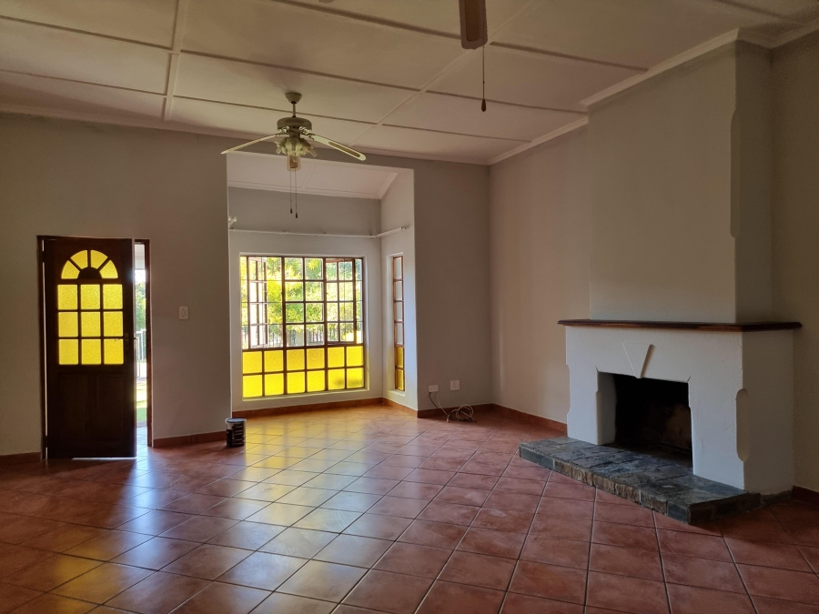 8 Bedroom Property for Sale in White River Ext 9 Mpumalanga