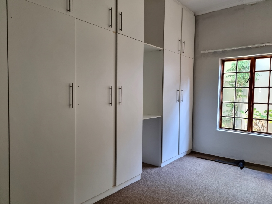 8 Bedroom Property for Sale in White River Ext 9 Mpumalanga