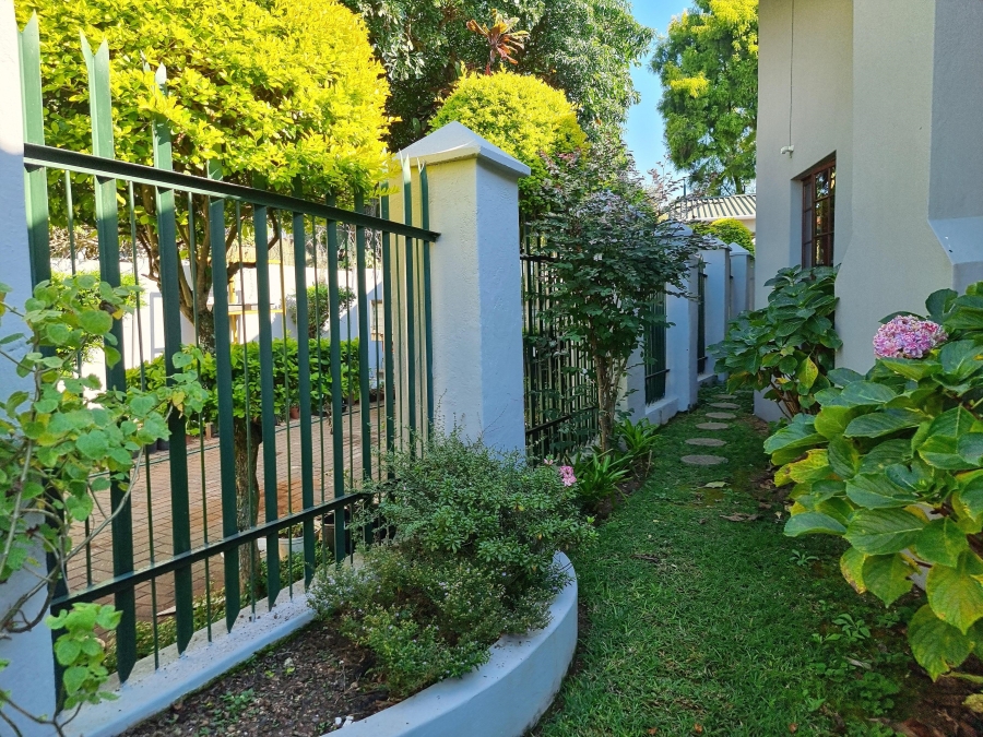 8 Bedroom Property for Sale in White River Ext 9 Mpumalanga