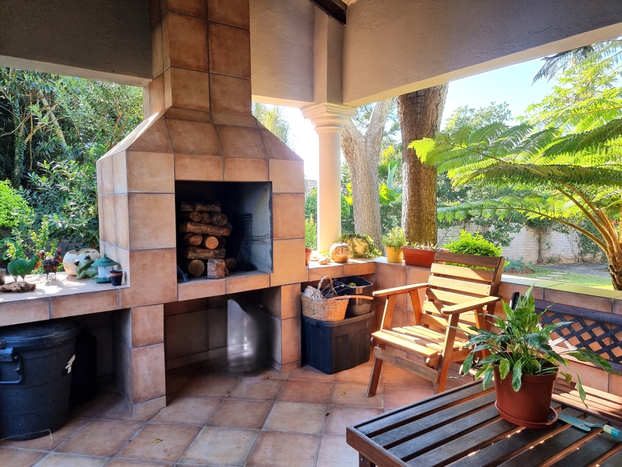 8 Bedroom Property for Sale in White River Ext 9 Mpumalanga