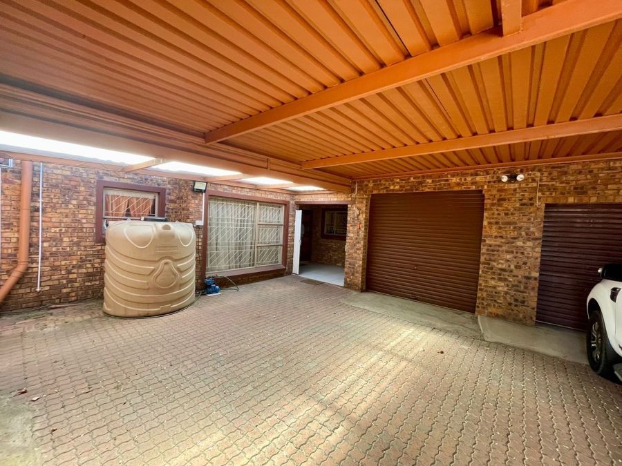 4 Bedroom Property for Sale in Trichardt Mpumalanga