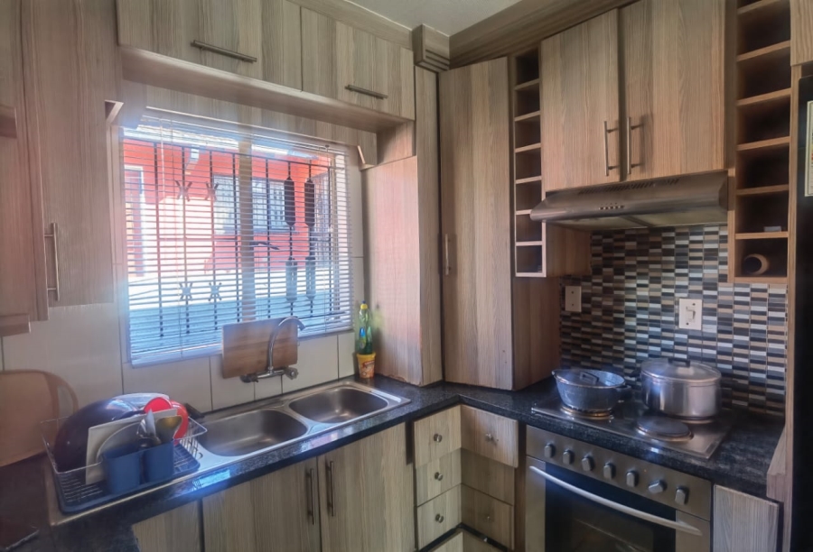 4 Bedroom Property for Sale in Kamagugu Mpumalanga