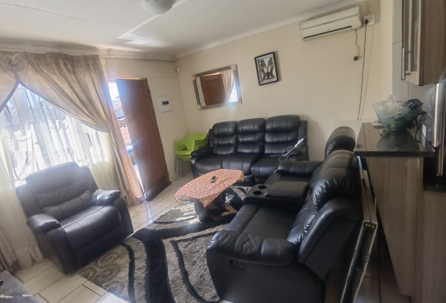 4 Bedroom Property for Sale in Kamagugu Mpumalanga